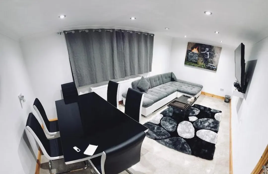 Stratford City Apartments-1